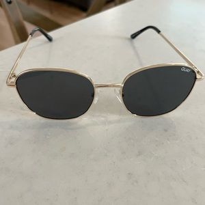 QUAY Jezabell Sunglasses Gold Smoke
